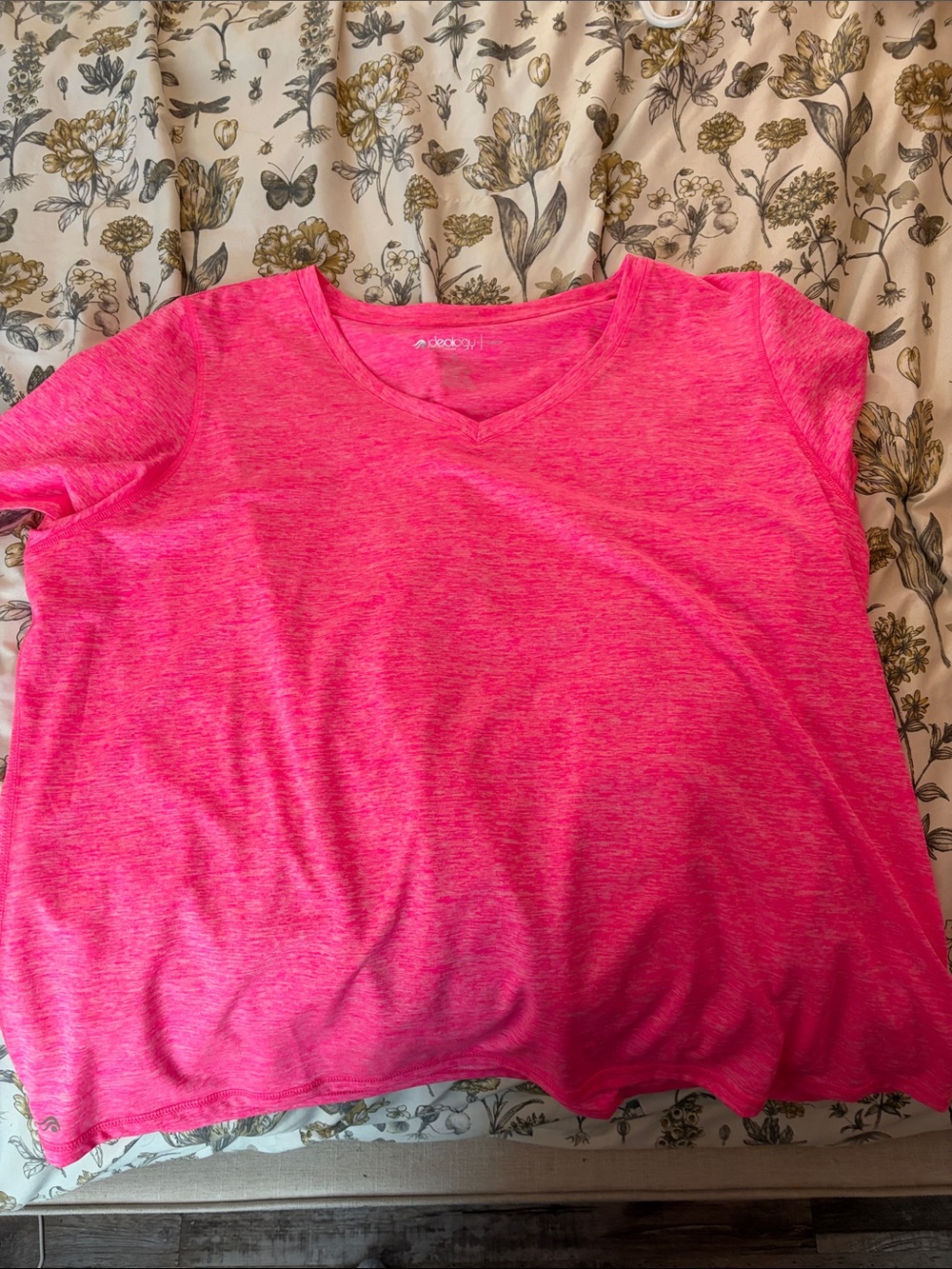 Ideology Women's V-Neck Active T-Shirt - Bright Pink